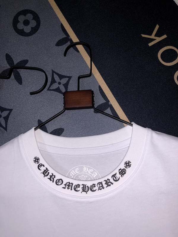 ブランドTシャツ背面デザイン